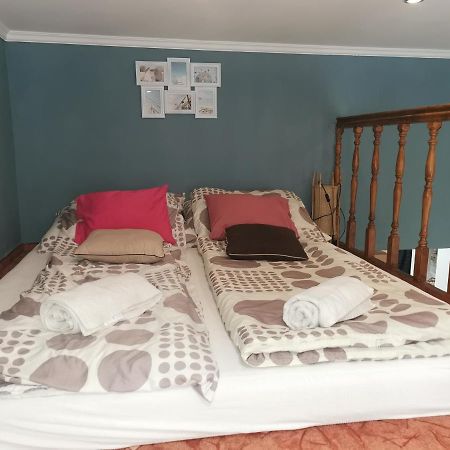 Galeria Apartman Szeged Buitenkant foto